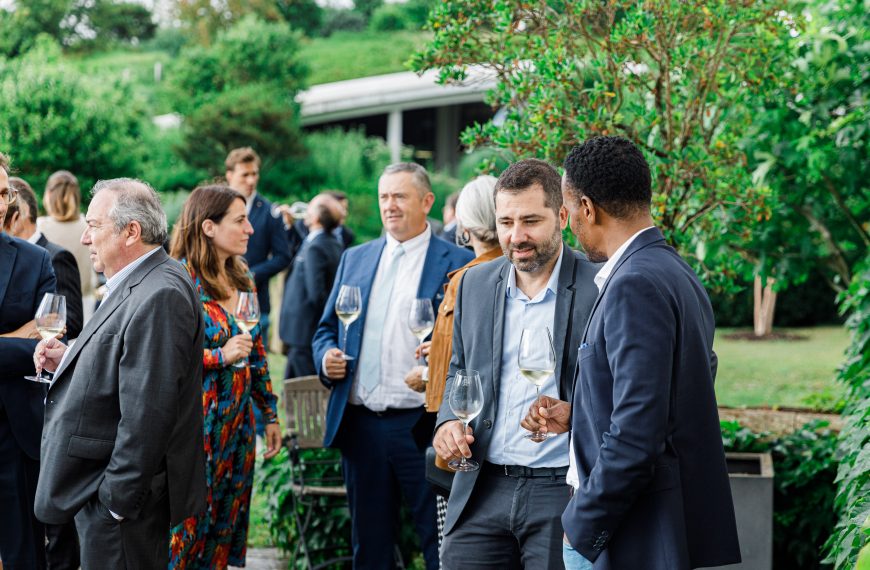 Véronique Sanders accueille le Bacchus Business Club à Haut-Bailly
