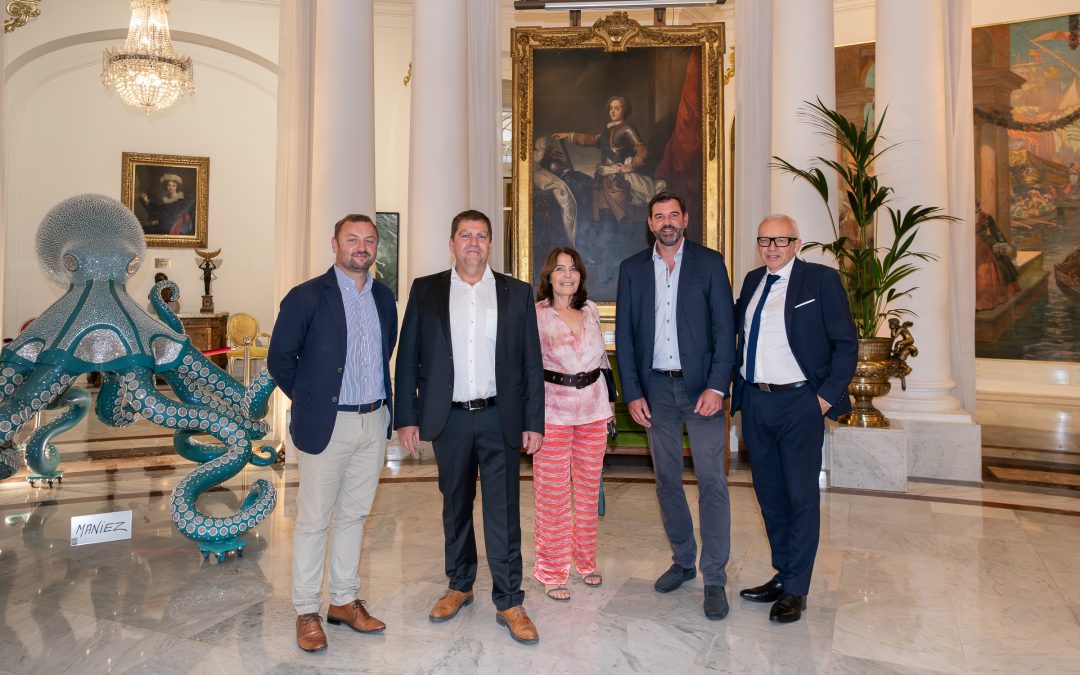 Mémona Hintermann et Vianney de Tastes au Bacchus Business Club de Nice