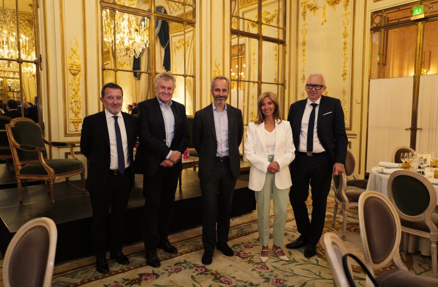 M6 et Château Saint-Maur au Bacchus Business Club de Paris
