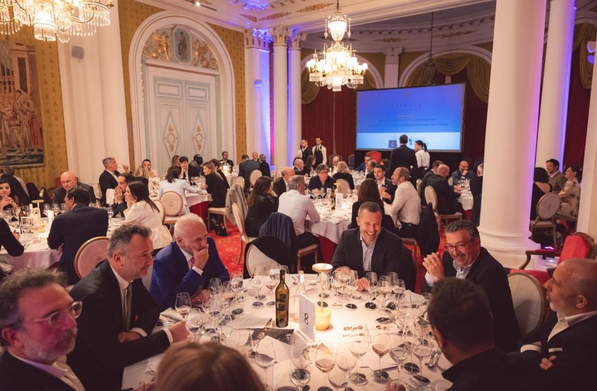 Boris Cyrulnik et Laurence Tonna au Bacchus Business Club Nice